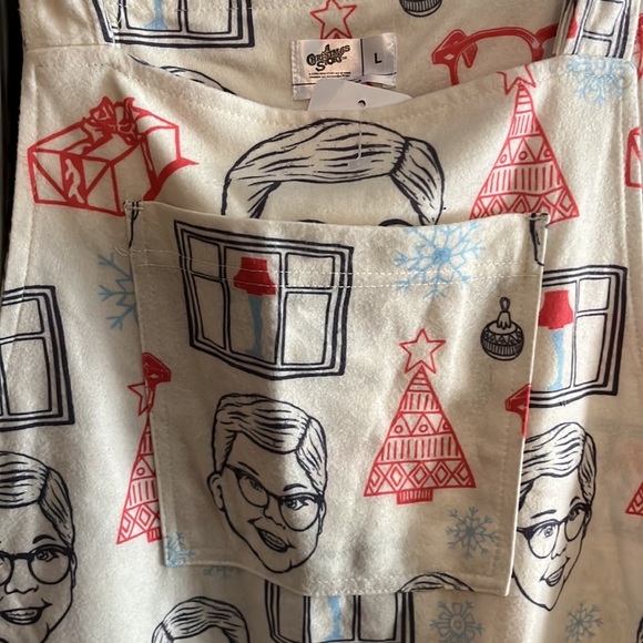 NWT Christmas story bibs size large super soft with pockets on the side & front - Picture 2 of 6